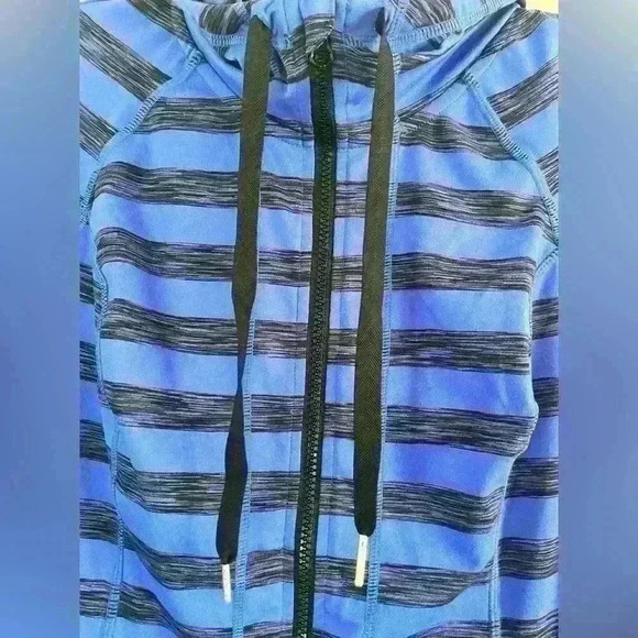 Lukka hooded full zip jacket size Small - Picture 6 of 13